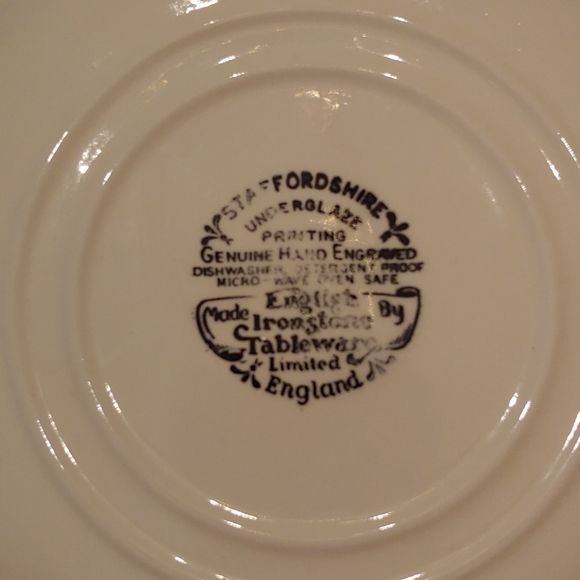 Prince Charles & Diana Royal Wedding Plate 1981  - Picture 6 of 7